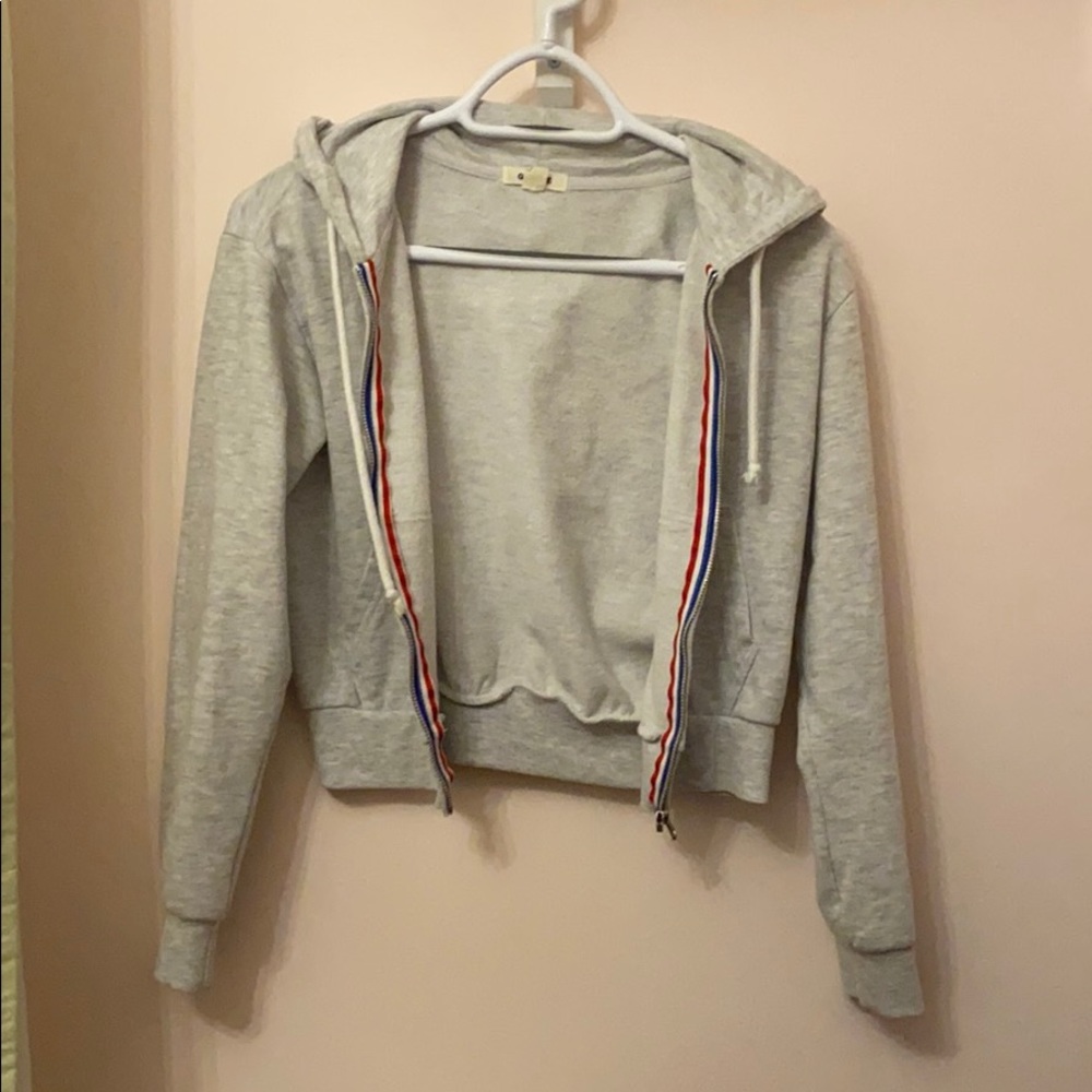 Cropped zip up